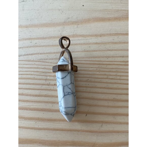 White Howlite Crystal Pendant With Bronze Loop - Picture 2 of 4
